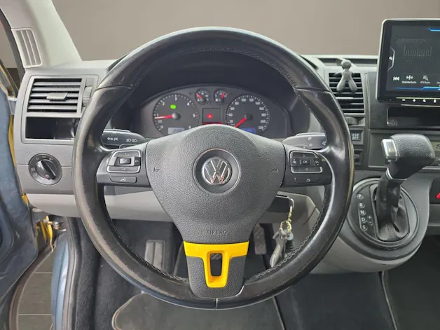 VW T5 Caravelle 3000 2.5 TDI 131 Comfortline