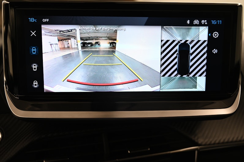 Vehicle image PEUGEOT 2008