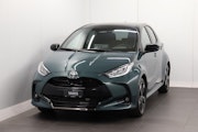 First vehicle image