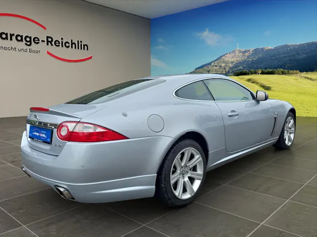 Jaguar XK Coupé 4.2 V8