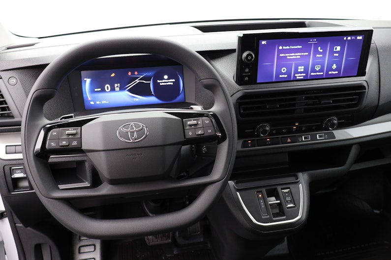 Vehicle image TOYOTA PROACE