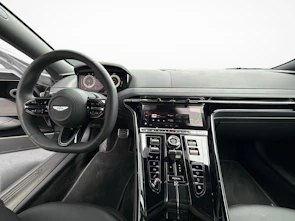 image du véhicule ASTON MARTIN DB12 Coupé 4.0 V8 Bi-Turbo