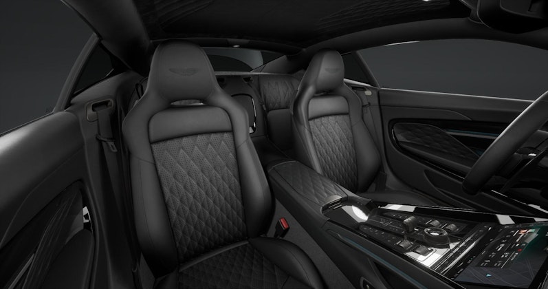 Vehicle image ASTON MARTIN DB12