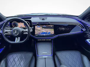 MERCEDES-BENZ E 220 d T-Modell AMG Line