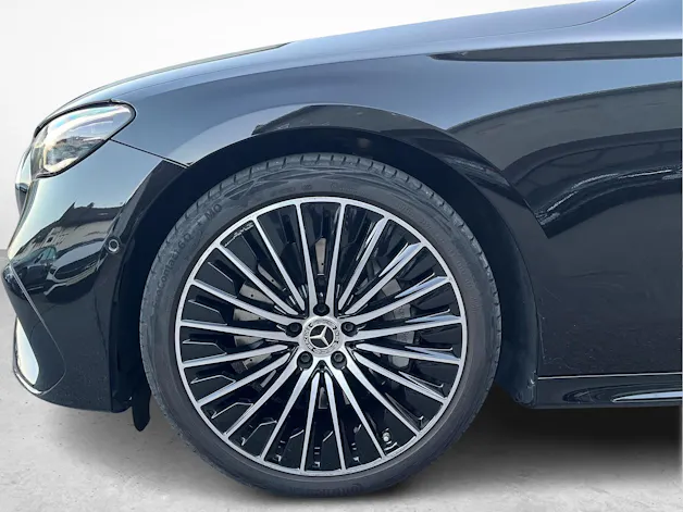 MERCEDES-BENZ E 220 d T-Modell AMG Line