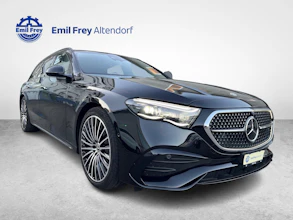 https://vehicle.imgix.net/3770821/271a3c0f-3bee-45ff-ad1d-6c0f2da47f3f.jpg