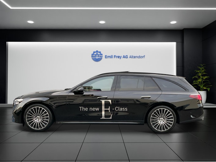 Vehicle image MERCEDES-BENZ E 220