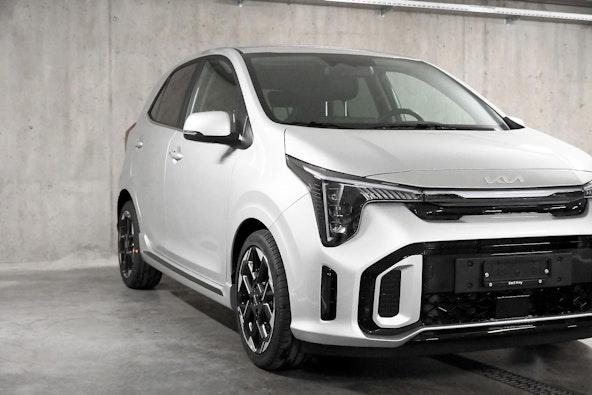 Vehicle image 10 Vehicle image 10