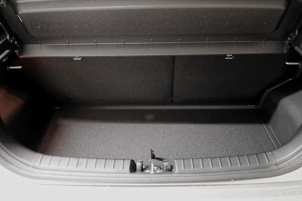 Vehicle image 14 Vehicle image 14