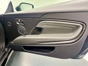 Vehicle image ASTON MARTIN DB11 Coupé 5.2 V12 Bi-Turbo