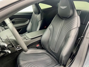 Vehicle image ASTON MARTIN DB11 Coupé 5.2 V12 Bi-Turbo