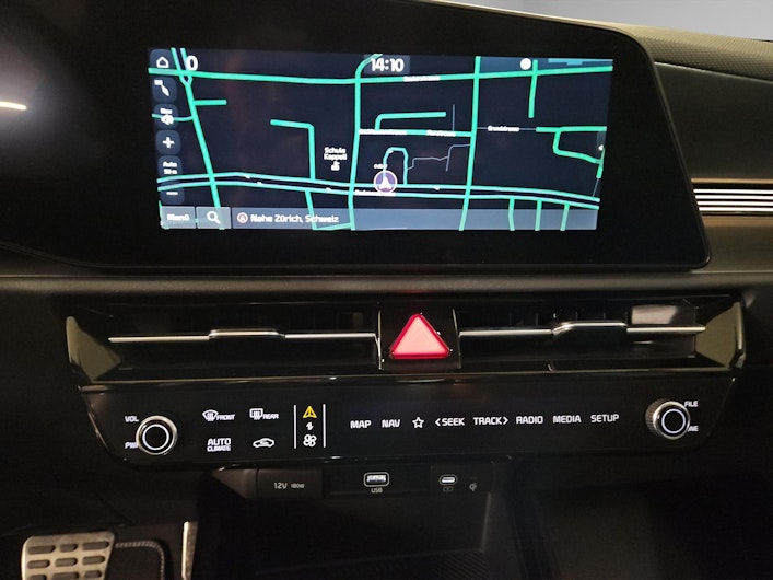 Vehicle image KIA NIRO