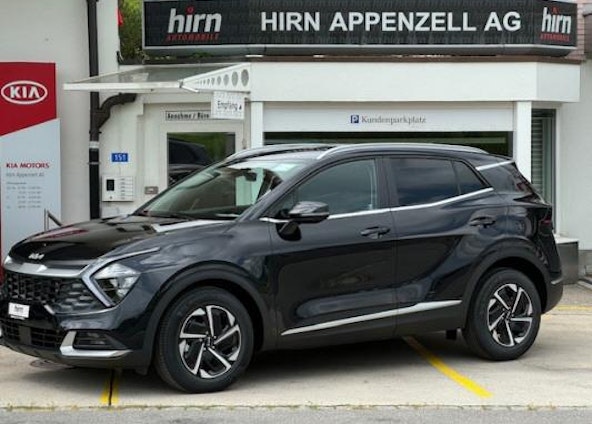 First vehicle image First vehicle image