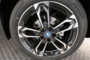 BMW iX2 20 eDrive