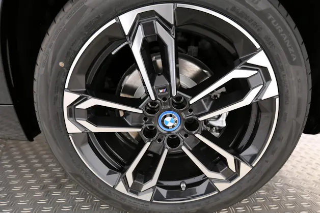BMW iX2 20 eDrive