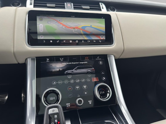 Vehicle image 6 Vehicle image 6