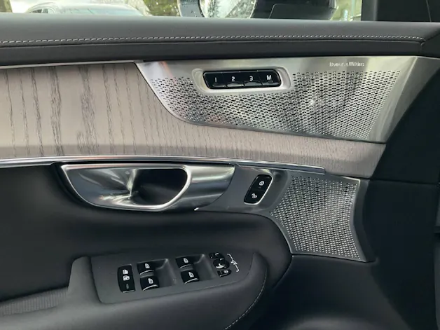 Volvo XC90 2.0 T8 TE Ultra Dark eAWD