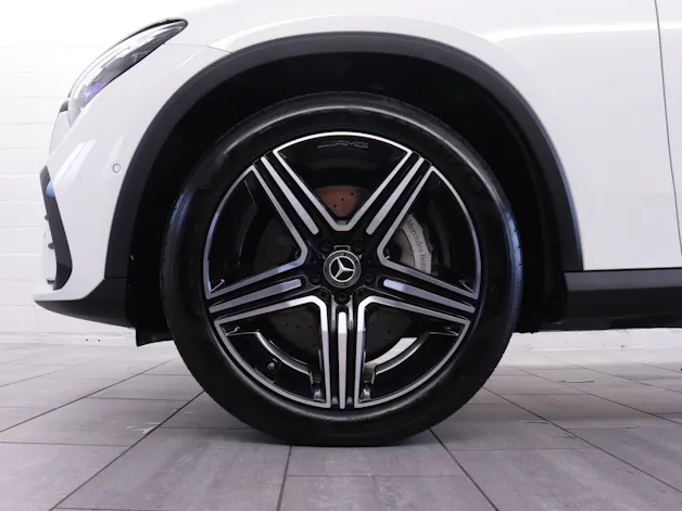MERCEDES-BENZ GLC 220 d AMG Line 4matic