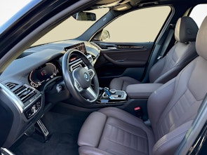 Fahrzeugbild BMW iX3 E-Motor