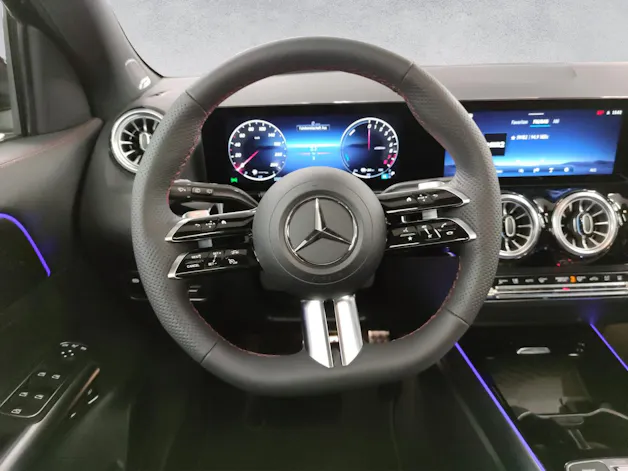 Mercedes-Benz GLA 250 e AMG Line