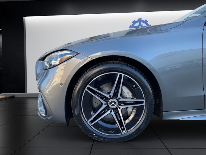 Vehicle image MERCEDES-BENZ C 220