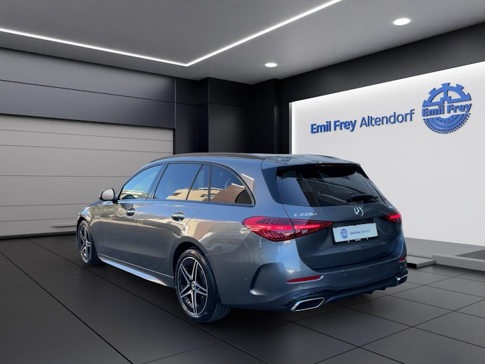 Vehicle image MERCEDES-BENZ C 220