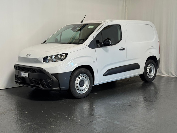 Vehicle image TOYOTA PROACE CITY