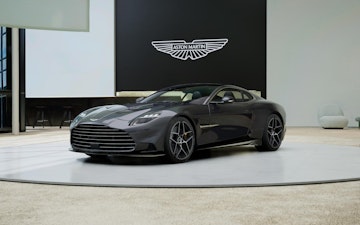 Vehicle image ASTON MARTIN Vanquish 5.2 V12 Bi-Turbo