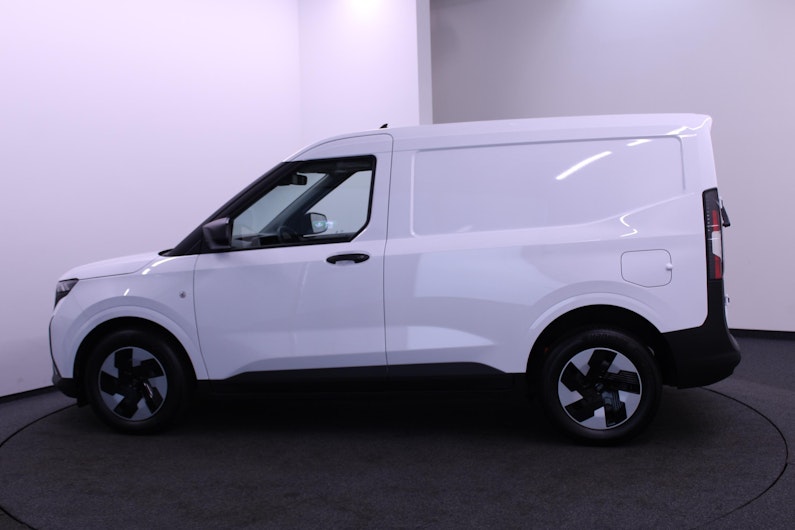 Vehicle image FORD COURIER