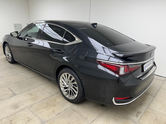 Vehicle image LEXUS ES