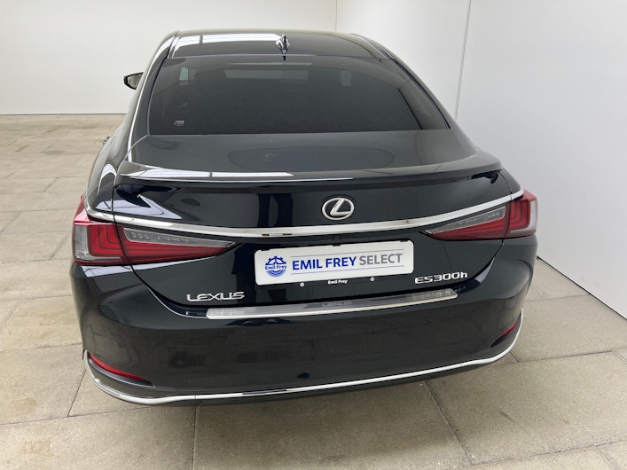 Vehicle image LEXUS ES