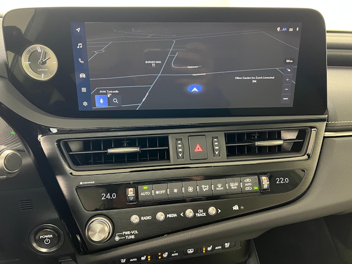 Vehicle image LEXUS ES