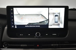 Vehicle image MITSUBISHI Outlander 2.4 PHEV Instyle 4x4 con 4 ruote invernali