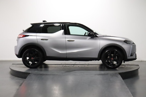 DS AUTOMOBILES DS3 1.2 PureTech 130 Ligne Noire 2