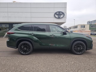 Vehicle image TOYOTA Highlander 0