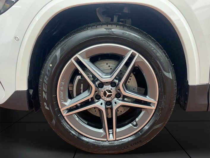 Vehicle image MERCEDES-BENZ GLA 250