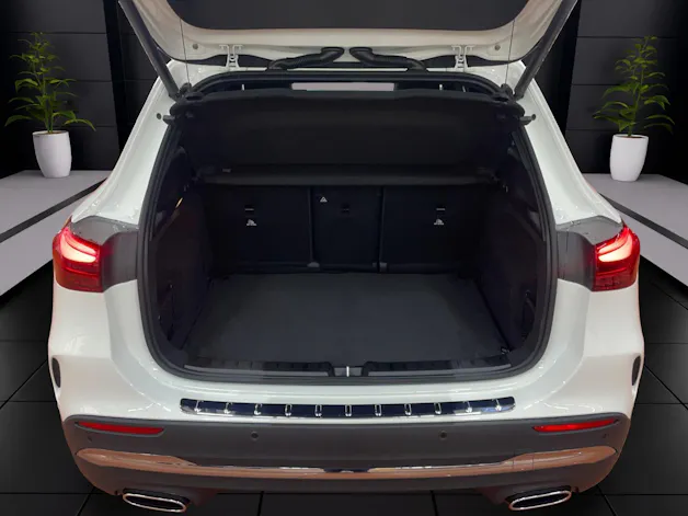 Mercedes-Benz GLA 250 e AMG Line