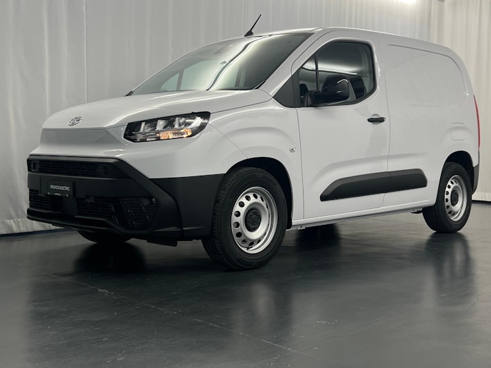 Vehicle image TOYOTA PROACE CITY