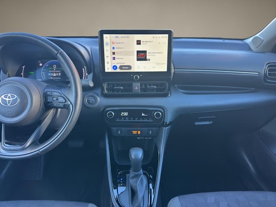 Vehicle image 14 Vehicle image 14