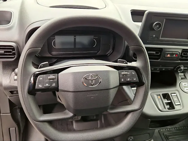 Toyota PROACE Van L1 75KWh Advanced