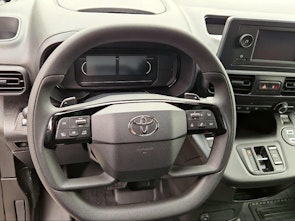 Vehicle image TOYOTA PROACE CITY Van L1 52KWh Active