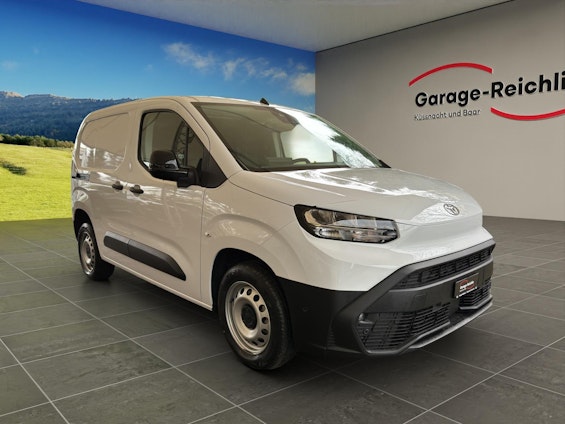 Vehicle image 6 Vehicle image 6