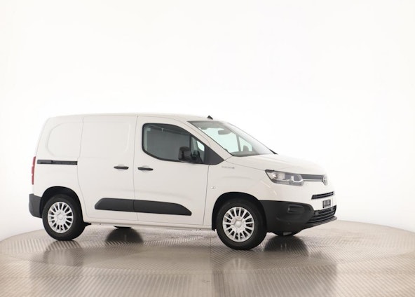 Vehicle image 20 Vehicle image 20