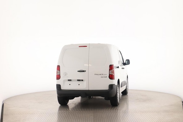 Vehicle image 13 Vehicle image 13