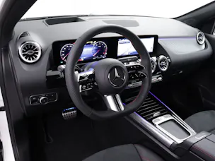 Mercedes-Benz GLA 200 Night Star AMG Line