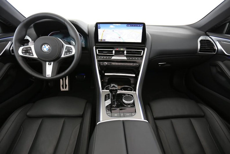 Vehicle image BMW 8 SERIES