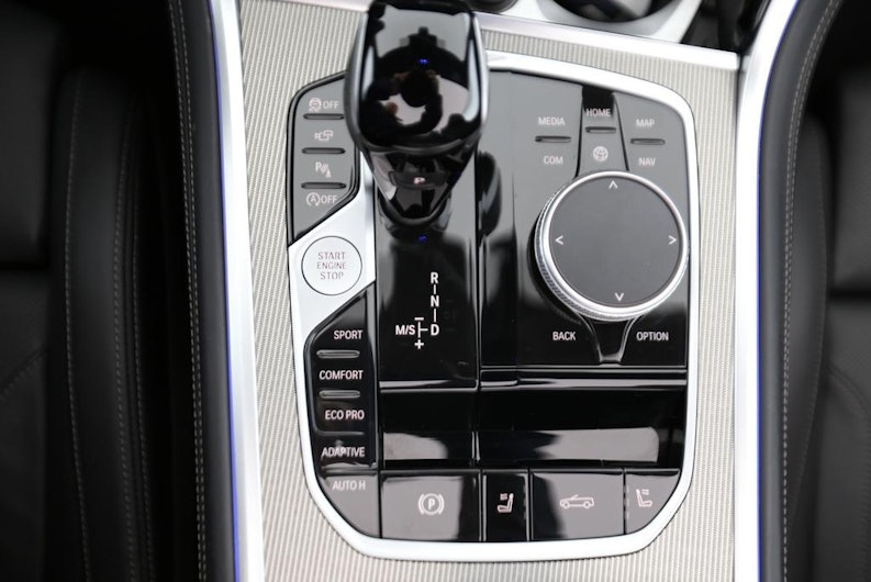 Vehicle image BMW 8 SERIES