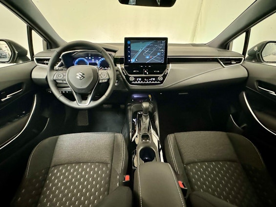 Vehicle image 9