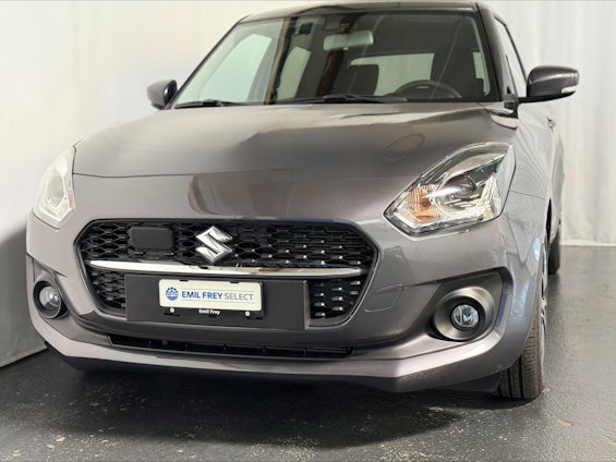 First vehicle image