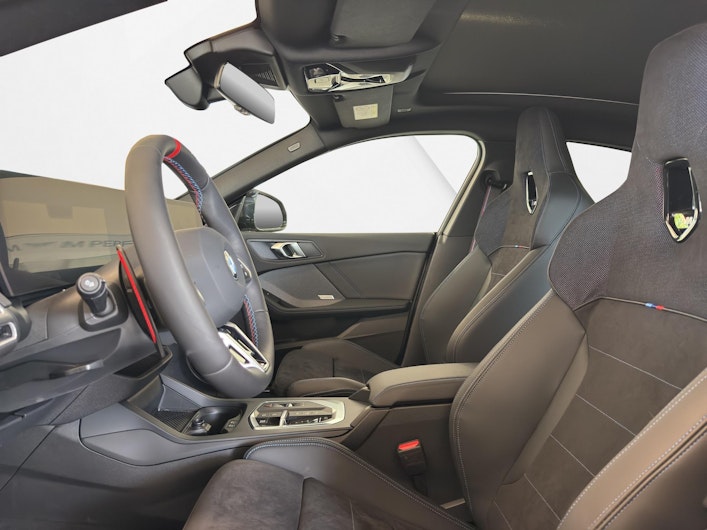 Vehicle image BMW 2 SERIES